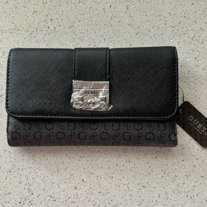 GUESS Black Women's Wallet - NEW